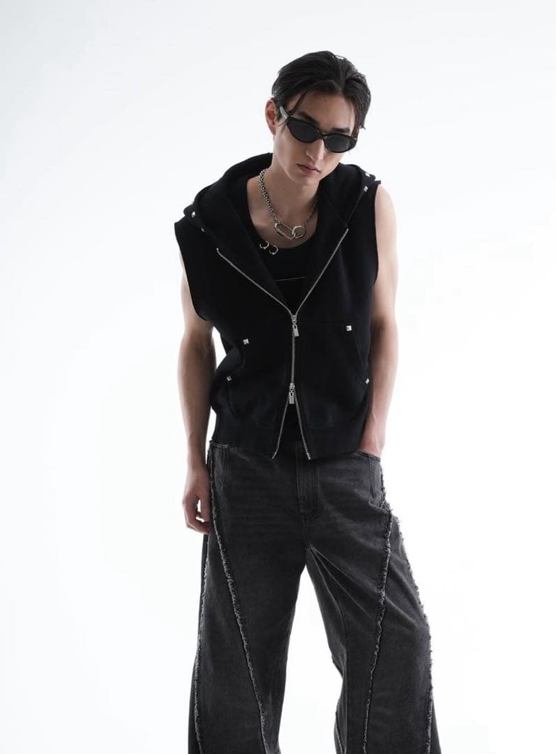 トップス JentLouis Studded Sleeveless Hoodie