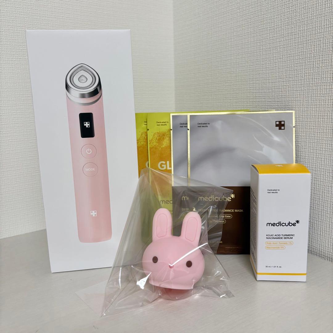【25.9正規購入】メディキューブ 美顔器 ブースタープロ medicube