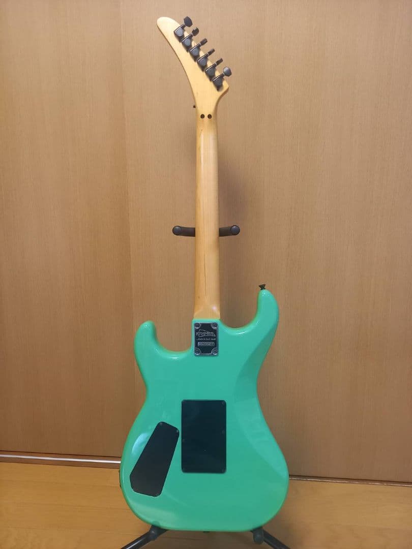 Kramer（クレーマー）エレキギター　サーフグリーン