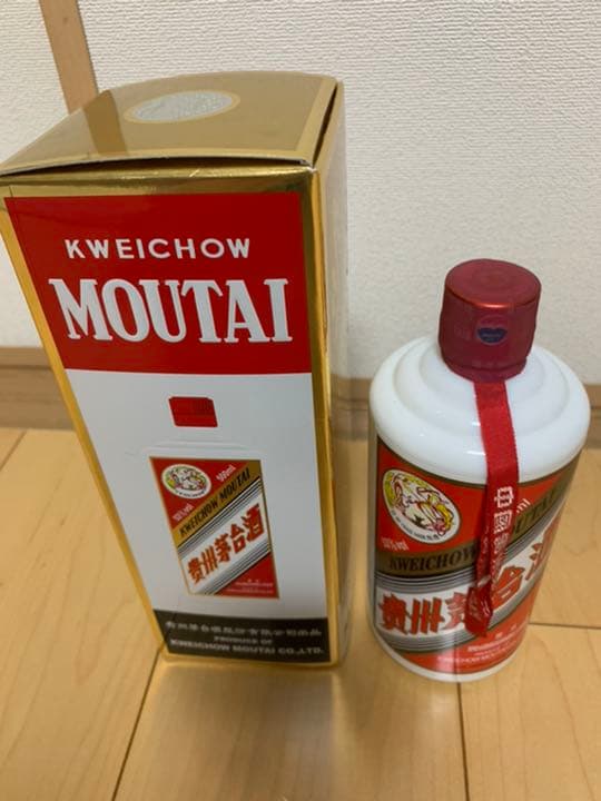 中国茅台酒(マオタイシュ) 500ml 53度 2014年 クラス付き