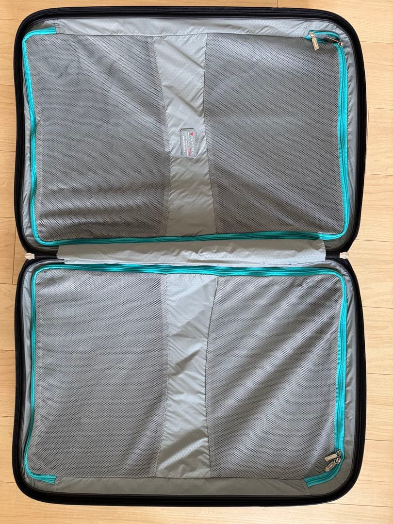 ロンカート RONCATO BOX イタリア製 超軽量スーツケース 2.9kg