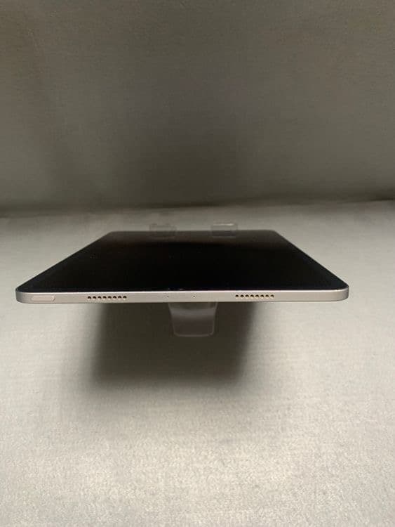 中古 WiFi版 iPad Pro 11インチ 第4世代(M2) 128GB