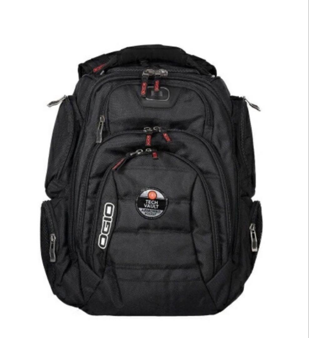 Ogio ツーリングバックパック Gambit17 backpack 色調：黒