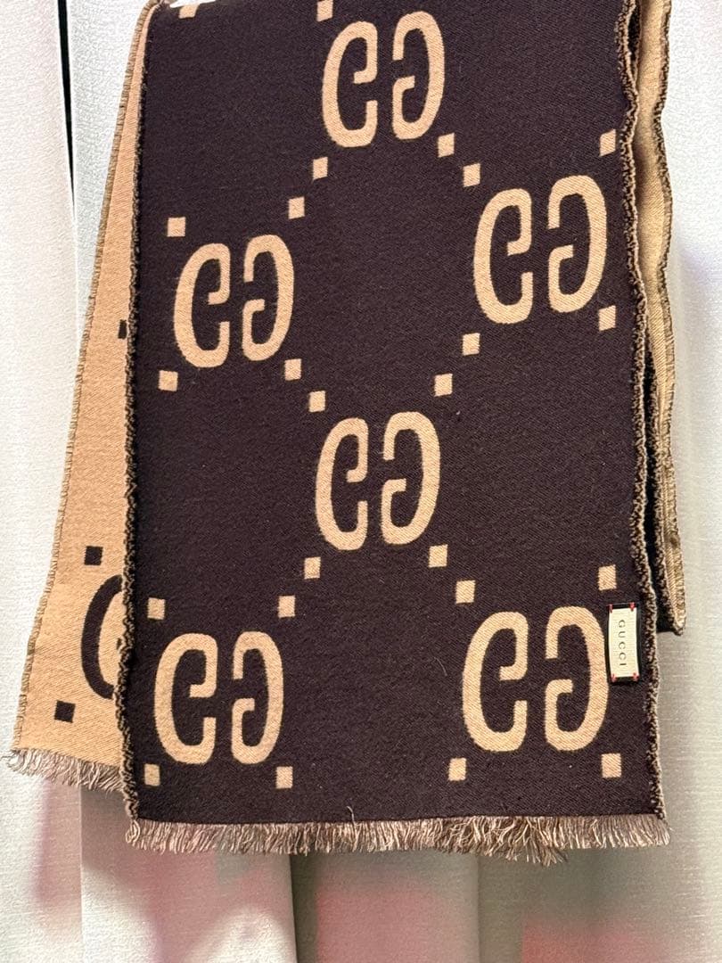 GUCCIマフラー　GGジャガード　ベージュ