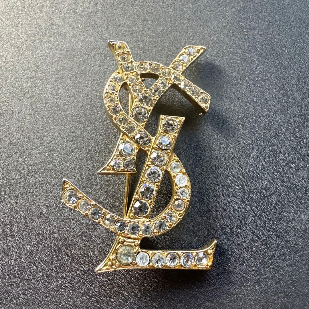 【vintage】YSL ロゴブローチ ゴールドカラー　イヴサンローラン
