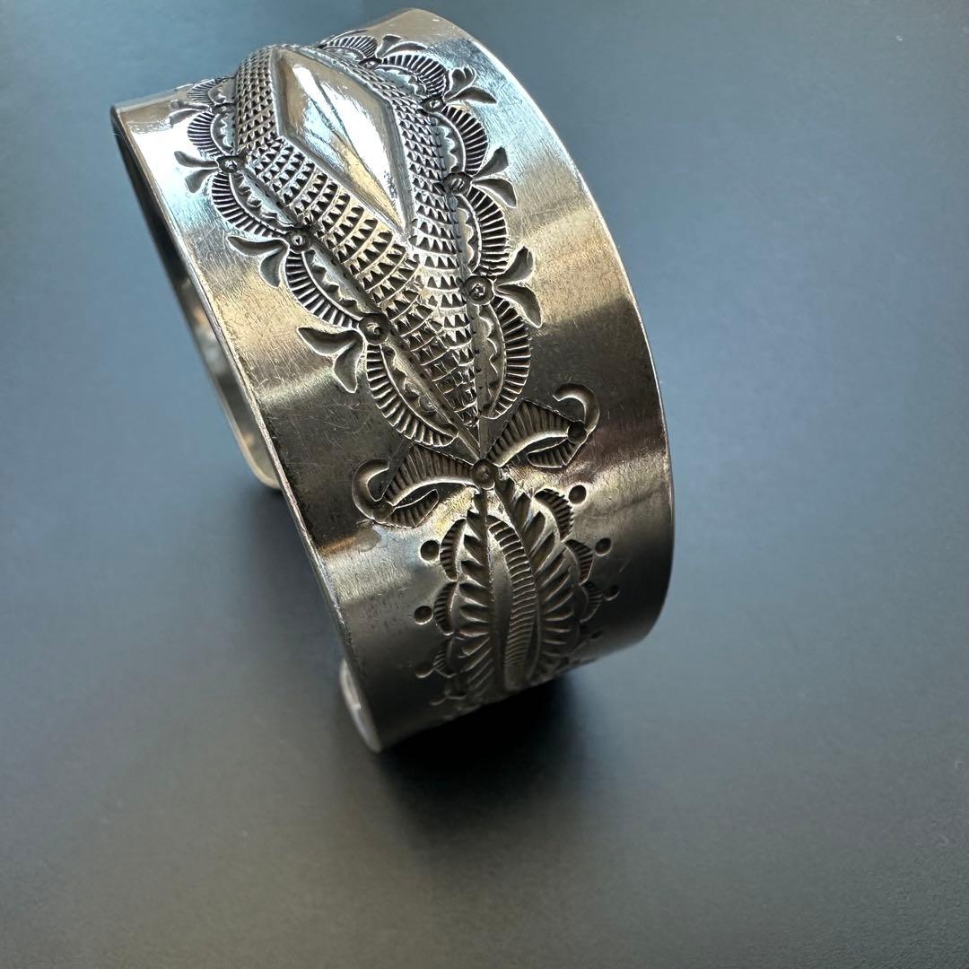 Navajo Edison Sandy Smith スタンプワーク バングル