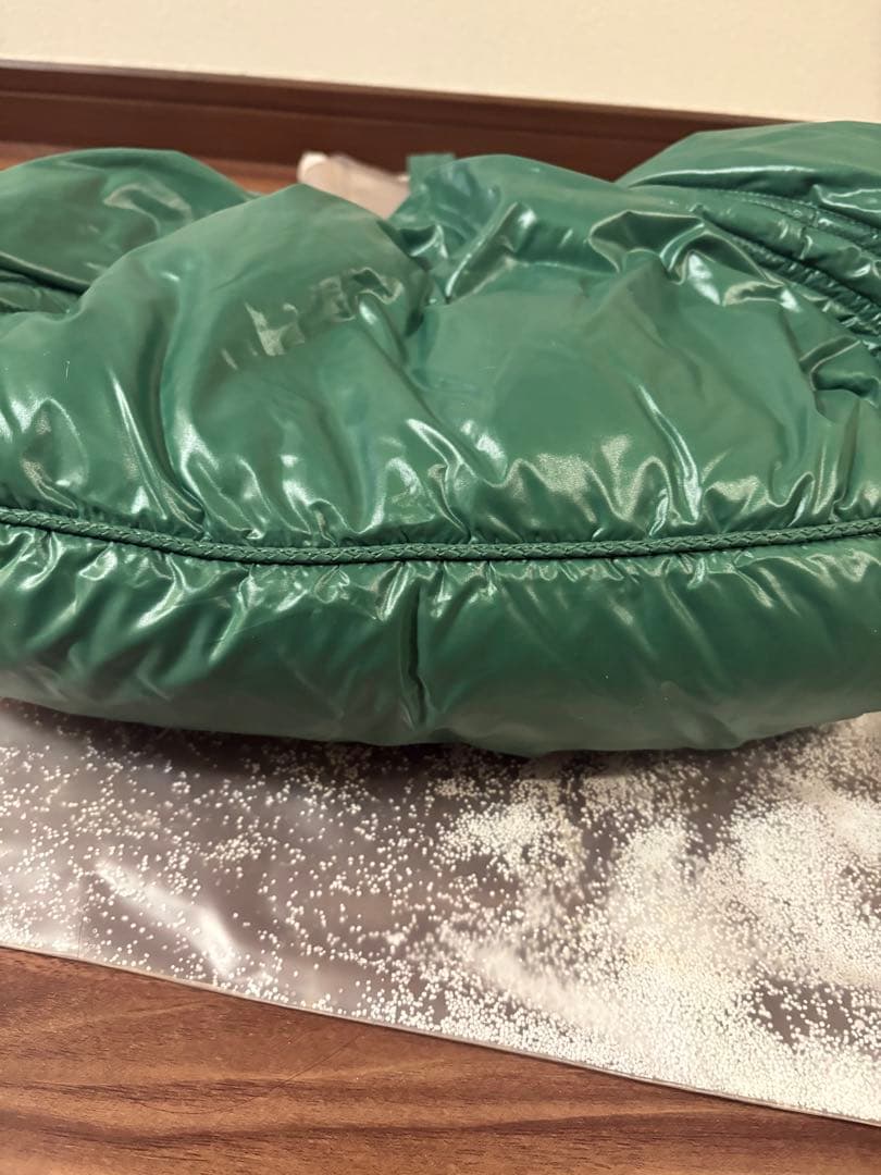 【希少】 FENDI × MONCLER ダウン スパイバッグ グリーン