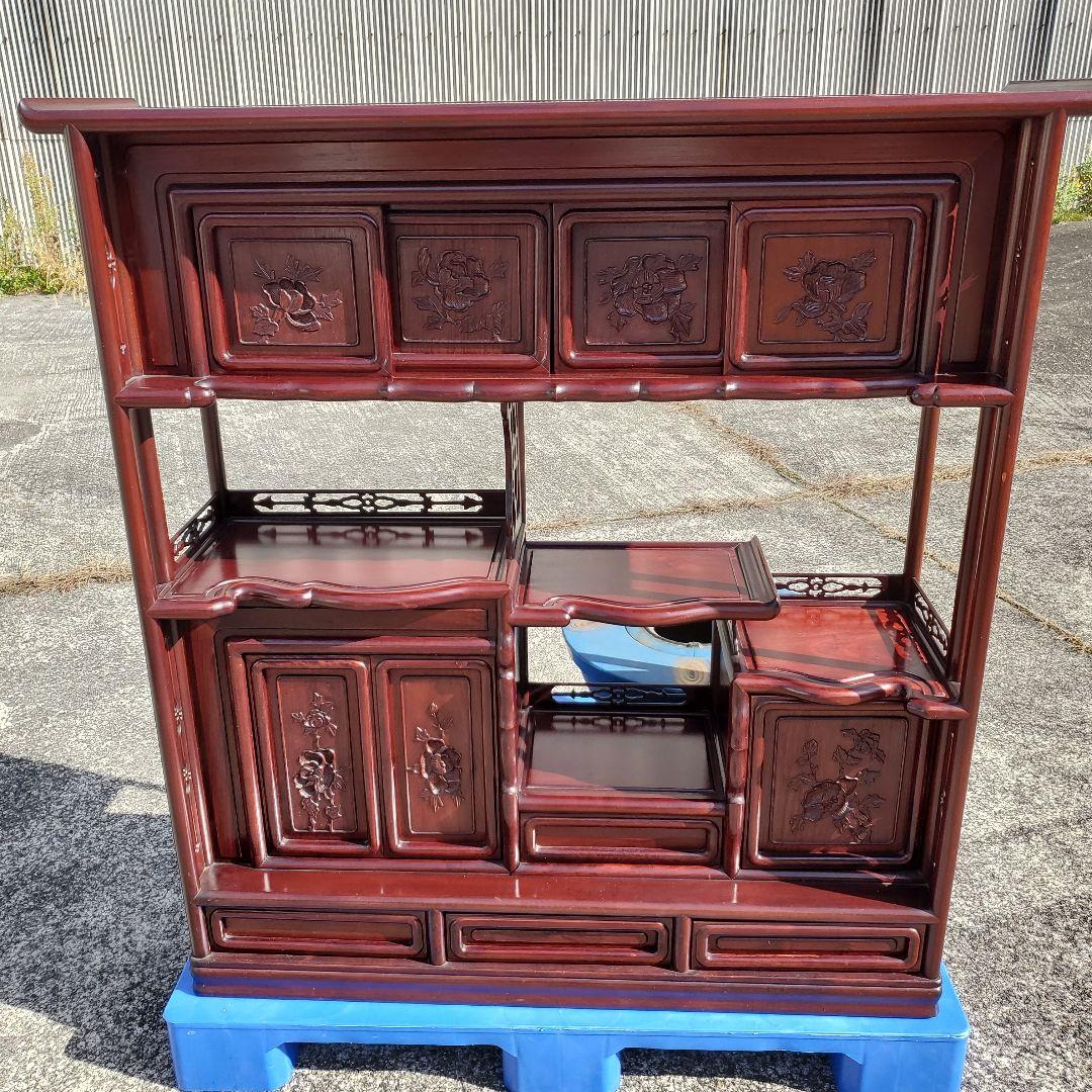 唐木　透かし彫り　飾り棚/茶箪笥　和家具　紫檀　花梨　収納棚　時代箪笥