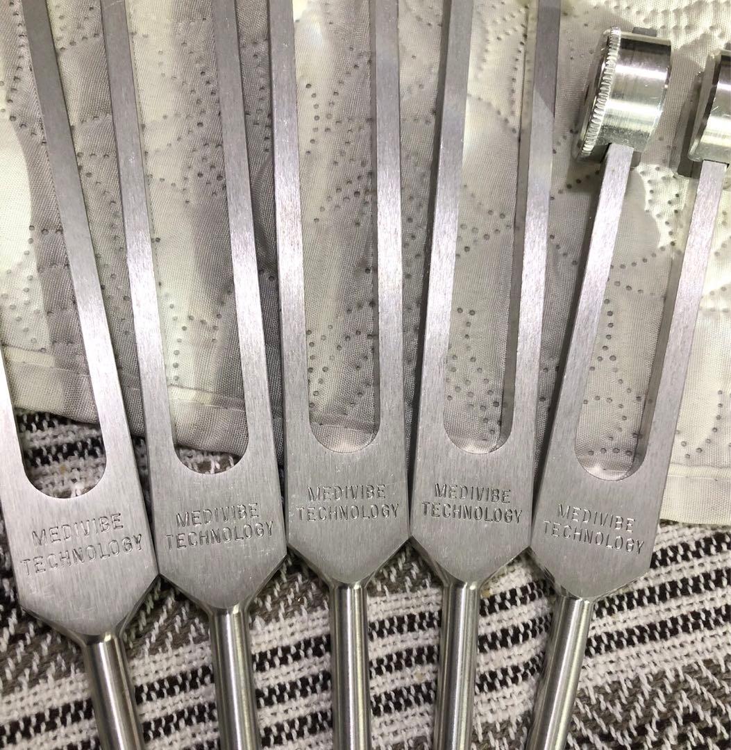 MEDIVIBE社 ボーンチューナー＋ボーンオーム 音叉 アクティベーター