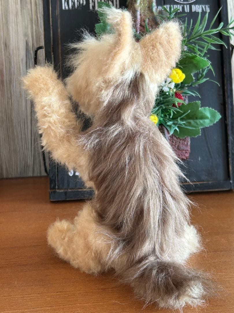 羊毛フェルト　ハンドメイド　犬　ヨークシャテリア　サイズ(中) ねえ!ねえ!