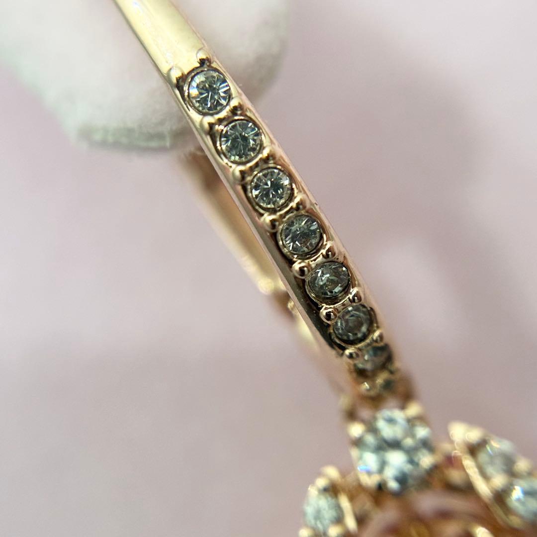 n*a様 新品 スワロフスキー ドロップデザイン ピアス　25年12月購入