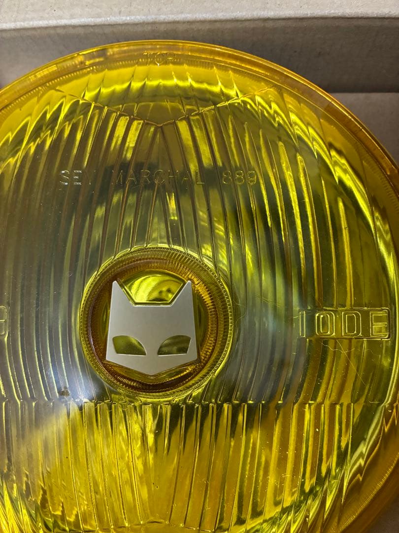 S.E.V. MARCHAL イエロー ヘッドライト