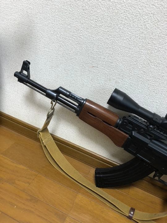 AK電動ガンスコープ付き