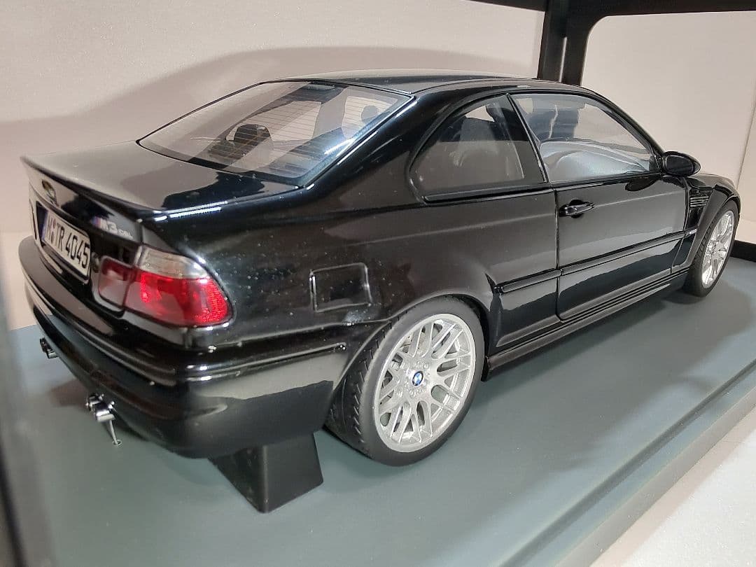 オートアート BMW M3 CSL E46 1/18 ブラック