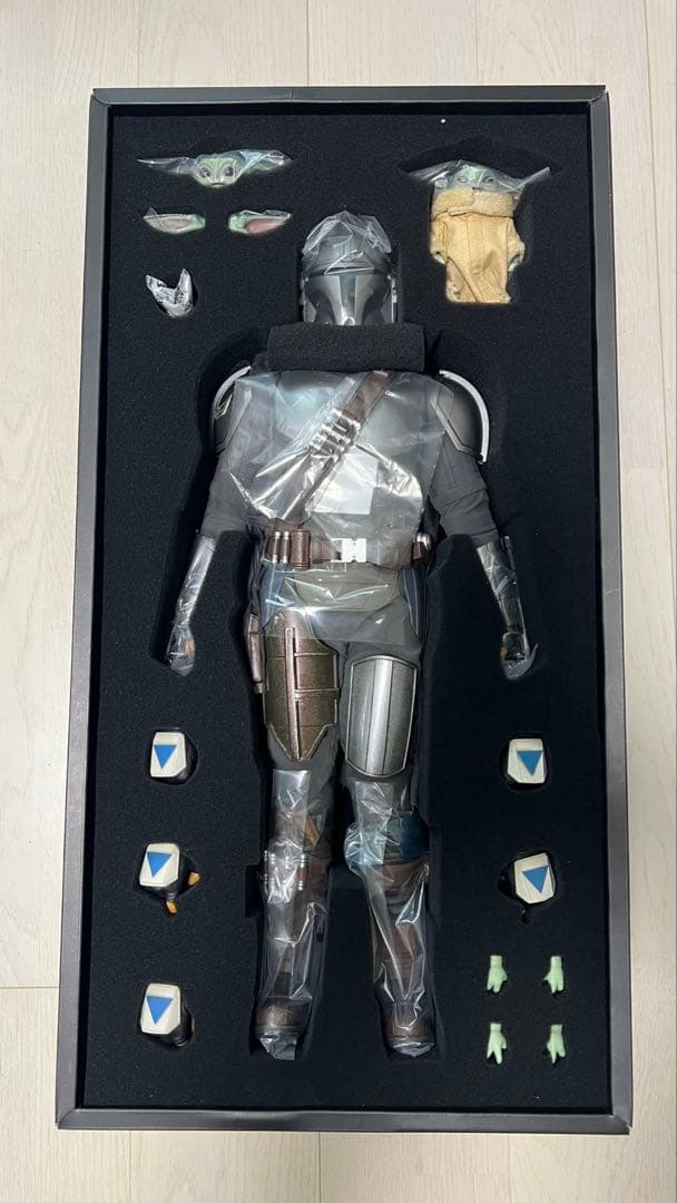 ホットトイズ　マンダロリアン　クオーター・スケール　DXセット　ボーナス付き