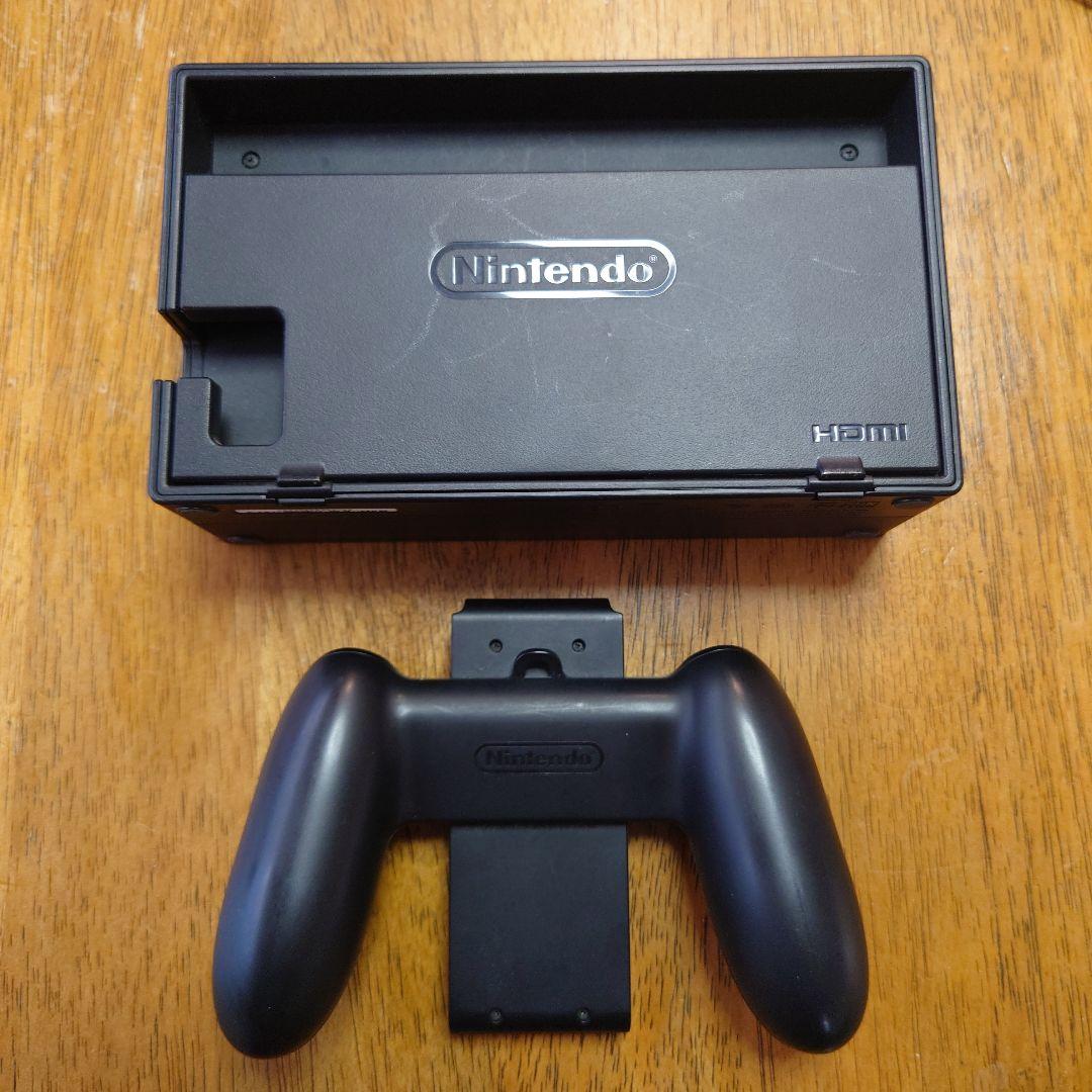 もーさん Nintendo Switch 本体 青と赤のJoy-Con付き