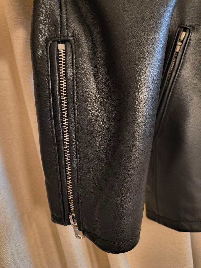 【美品】ブラック シングルライダースジャケット M シープレザー