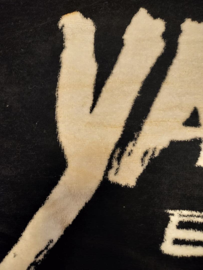 矢沢永吉　タオル　 黒 ロゴ入り