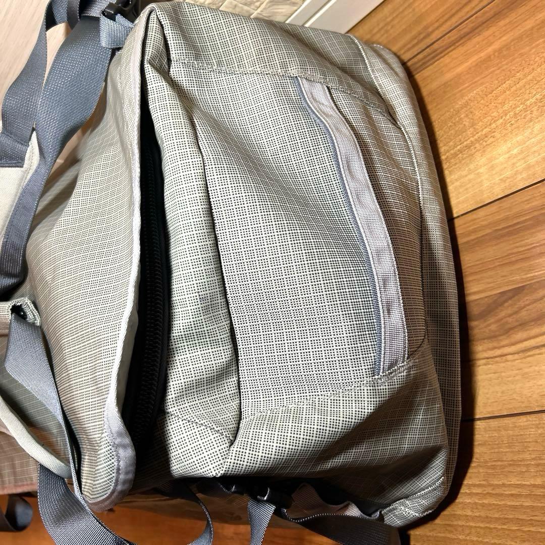 パタゴニア ブラックホール・ダッフル 55L リュック　ボストンバッグ　2way