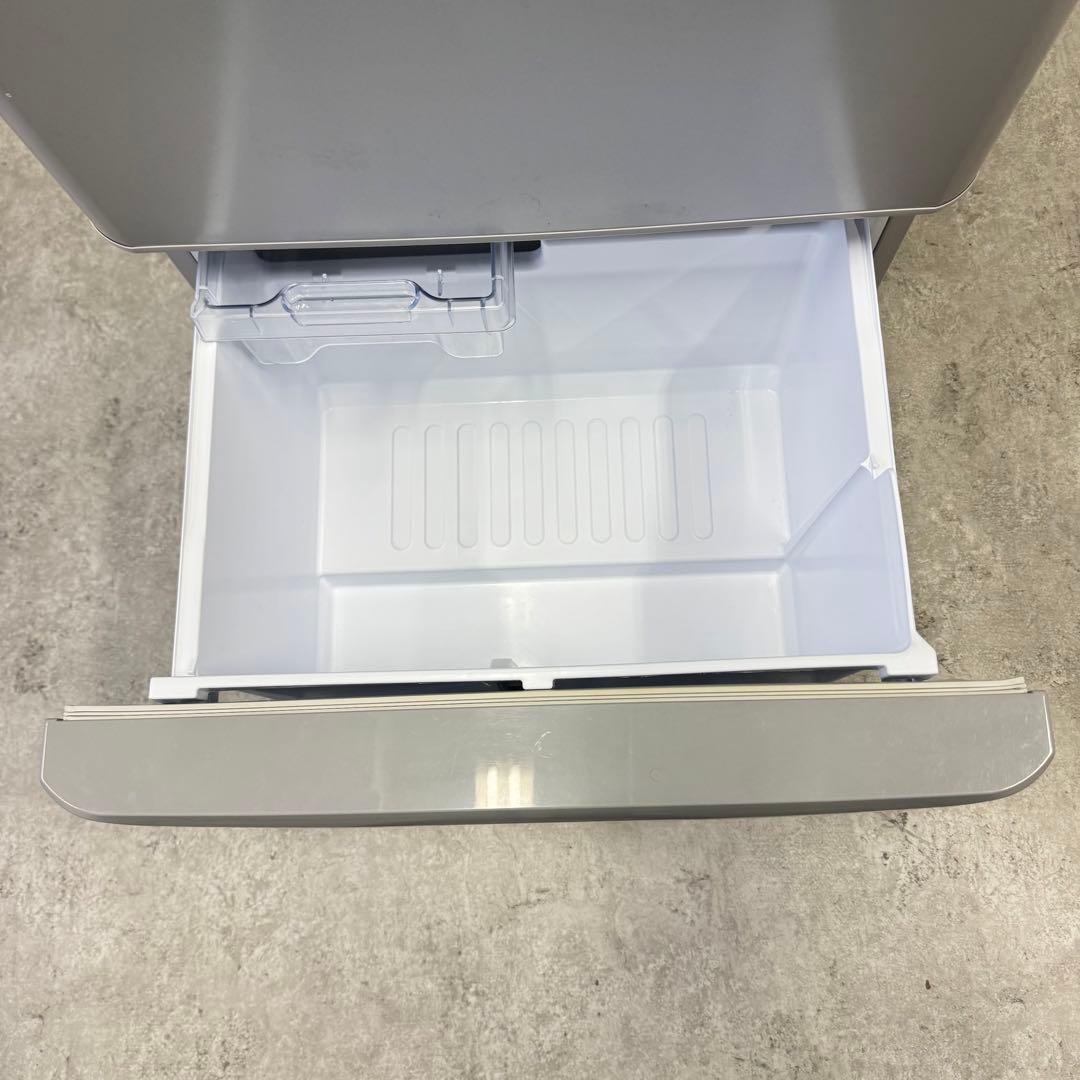 takeshicrea シャープ 冷蔵庫 クリーニング済　2021年