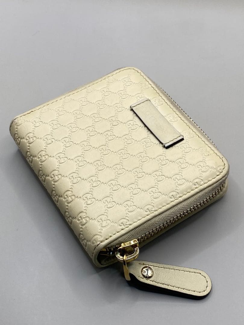 お*ん様 GUCCI グッチシマ　コンパクトラウンドファスナー　クリーム