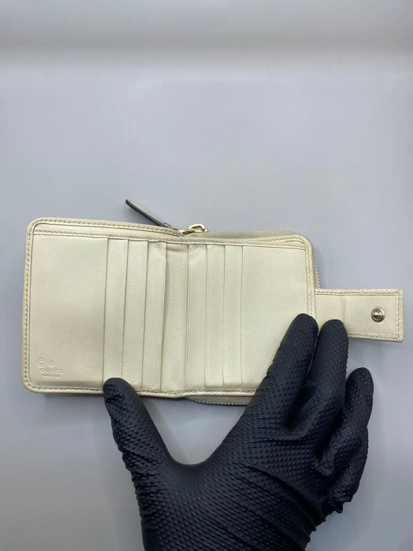 お*ん様 GUCCI グッチシマ　コンパクトラウンドファスナー　クリーム