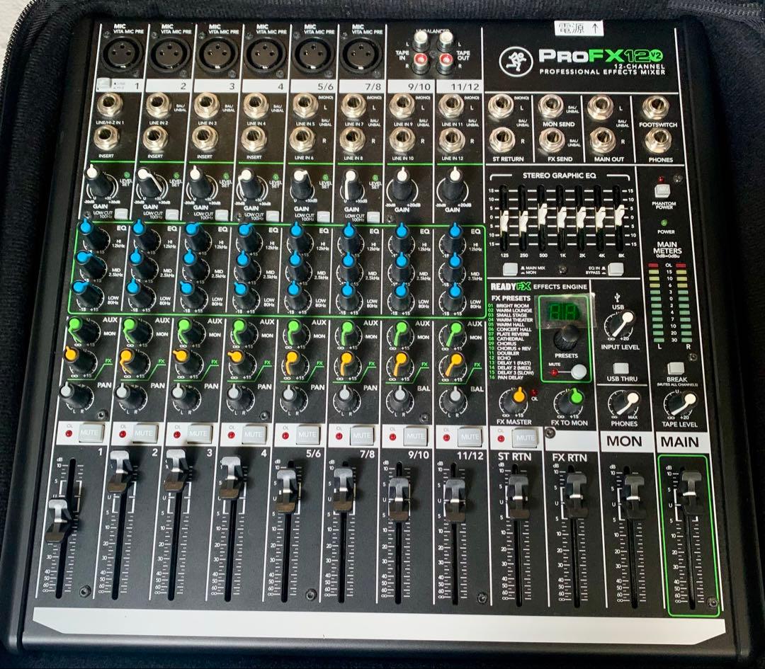 MACKIE ProFX12v2 12チャンネルアナログミキサー　ケース付き