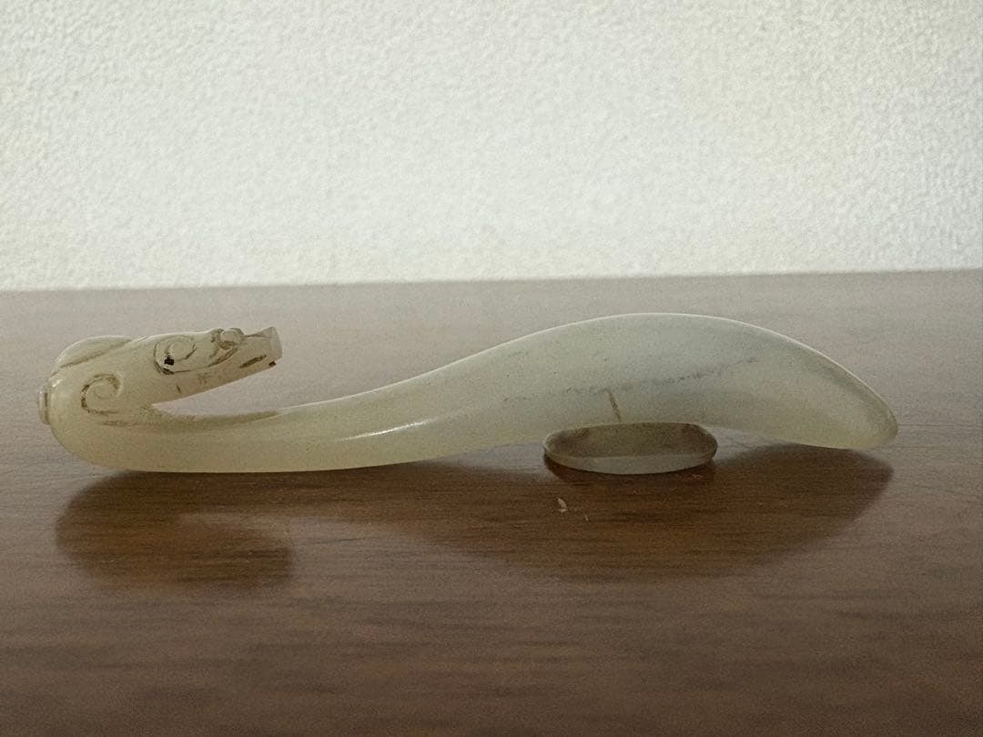 石？玉？の中国的置物　中国美術　帯勾 9cm強 27g