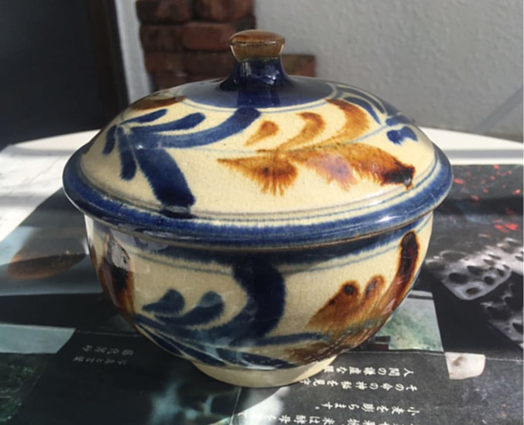 大嶺實清氏作タフラー　蓋付鉢（骨董）