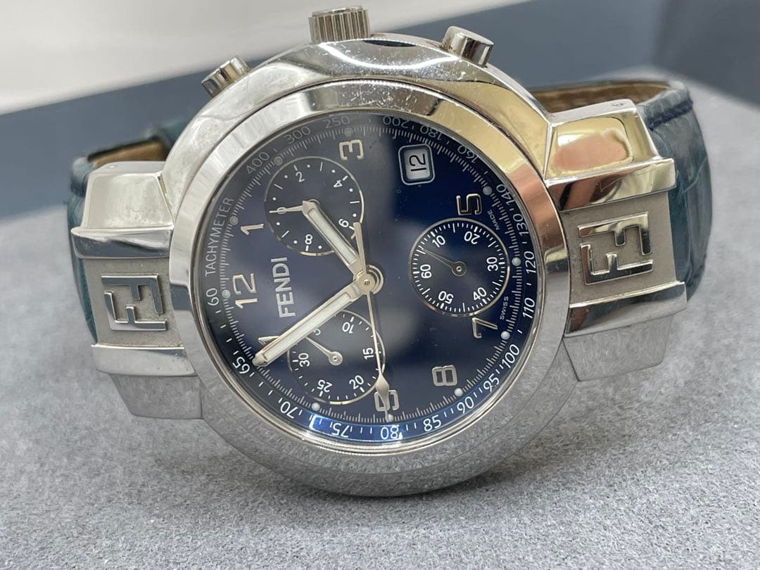 M148 FENDI フェンディ クロノグラフ 腕時計 クオーツ 青文字盤
