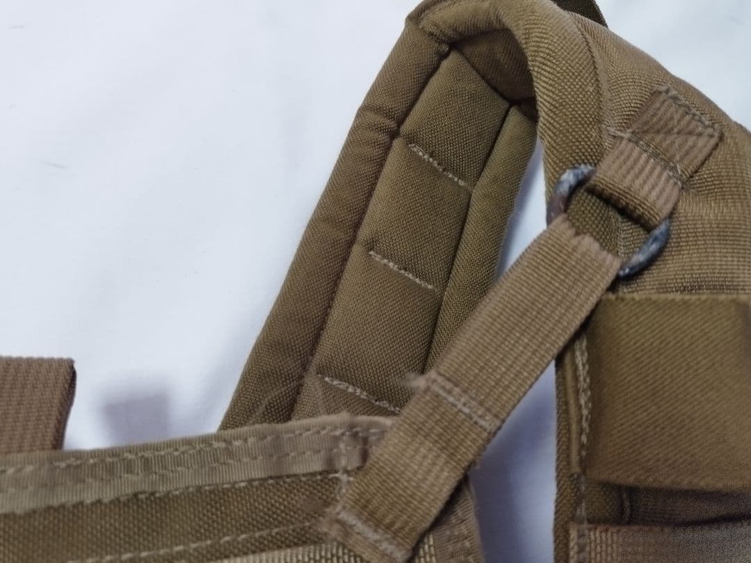 (P-11)USMC.ローデシアンリーコンベスト　海兵隊　実物　ユーズド