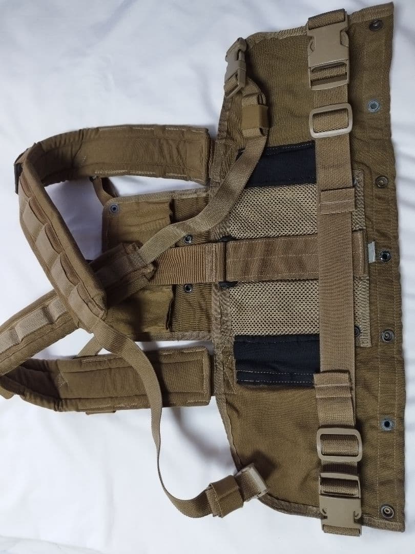 (P-11)USMC.ローデシアンリーコンベスト　海兵隊　実物　ユーズド