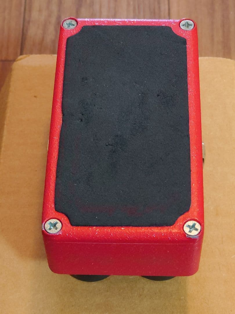 エフェクター　ダイナコンプ　レッド