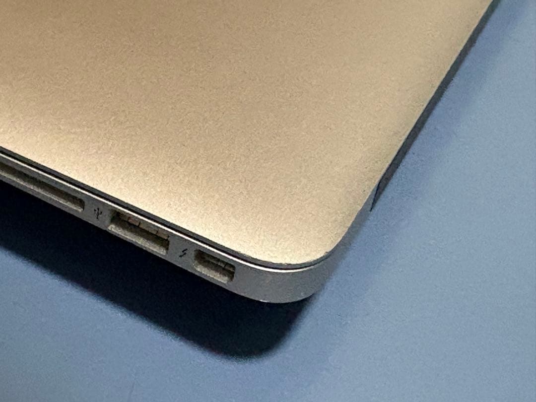 Apple MacBook Air 13インチ/8GB/256GB/美品