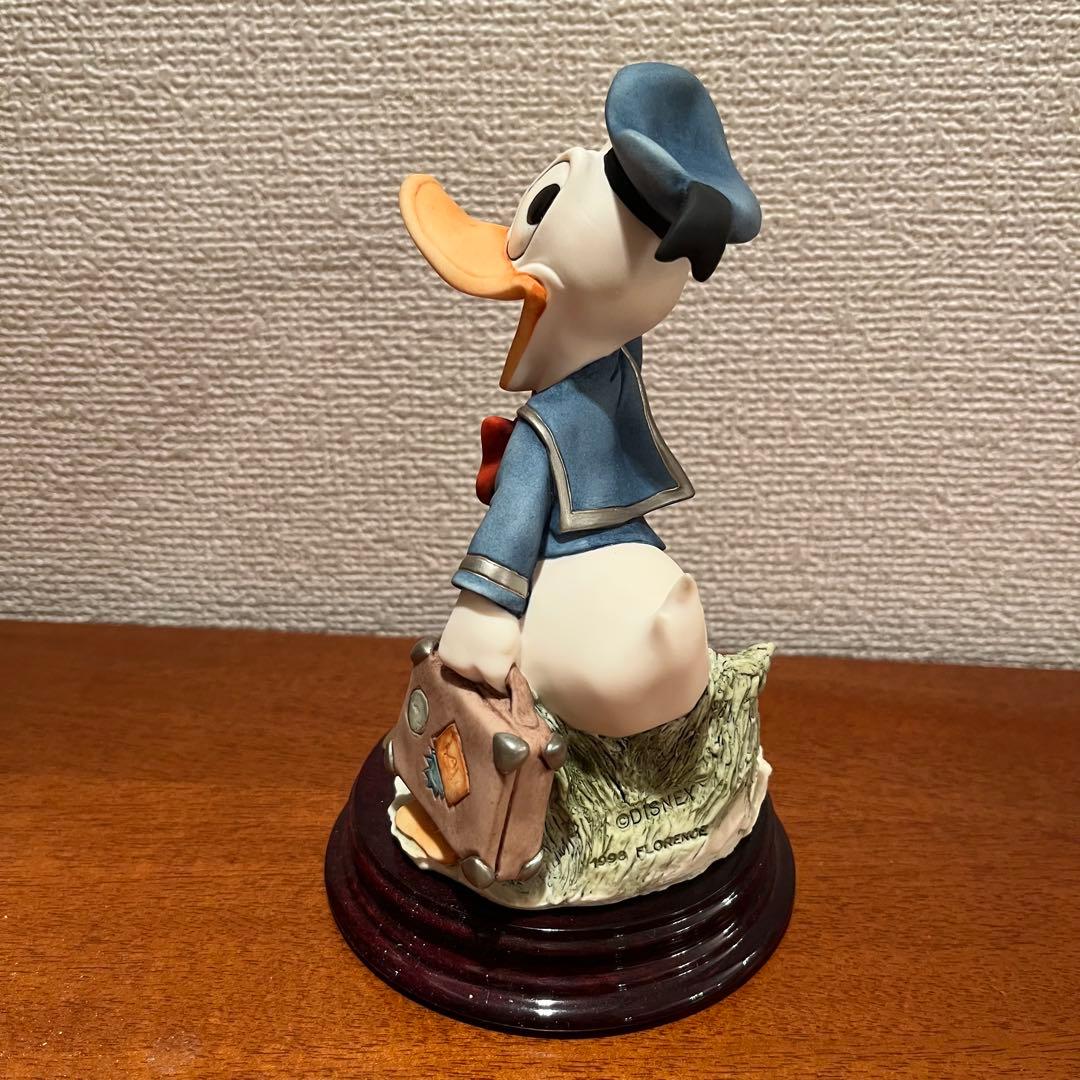 美品　ジョゼッペアルマーニ　ドナルドダック　人形　陶器　ディズニー　置物