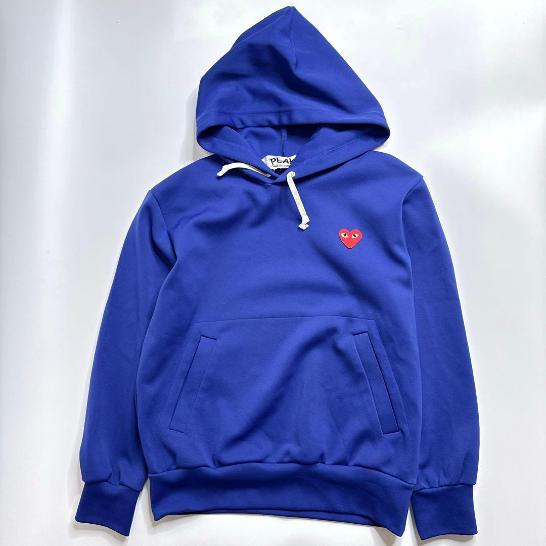 プレイコムデギャルソン　ハートロゴワッペン　パーカー　ブルー　M