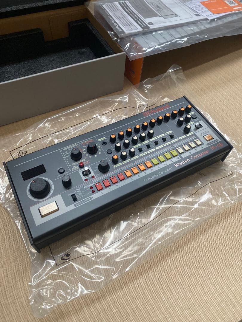 Roland Boutique TR-08 リズムマシン
