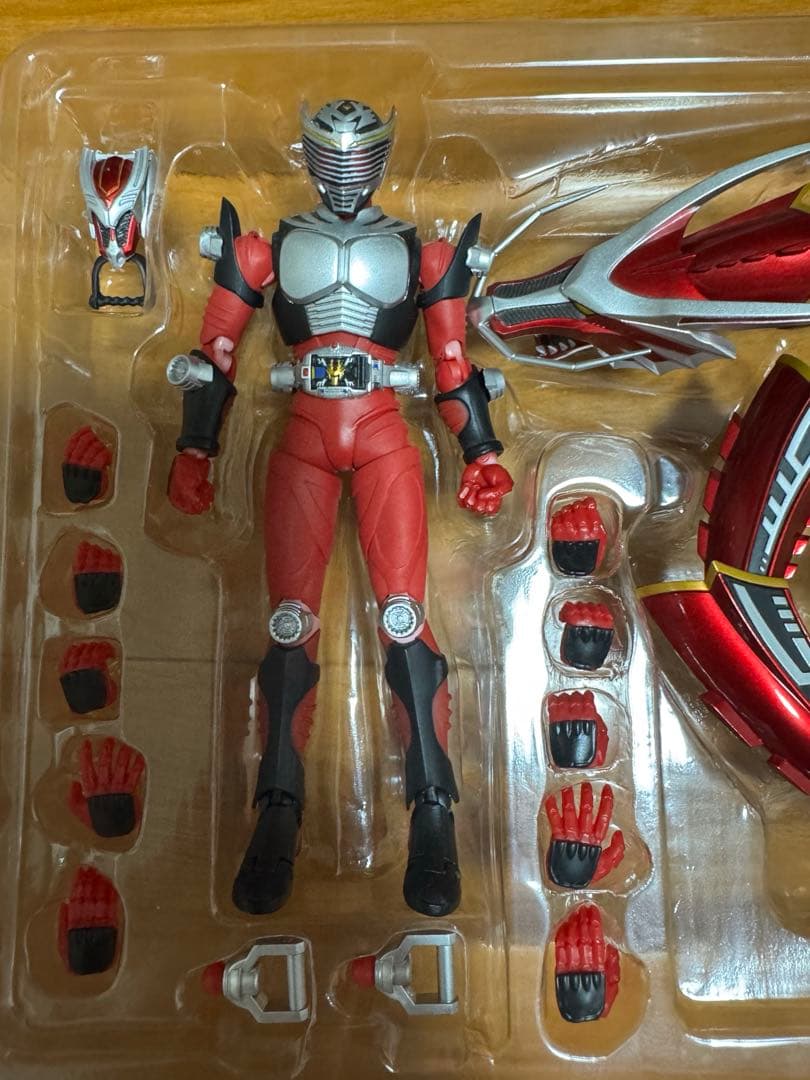 S.H.Figuarts 仮面ライダー龍騎&ドラグレッダー フィギュアーツ