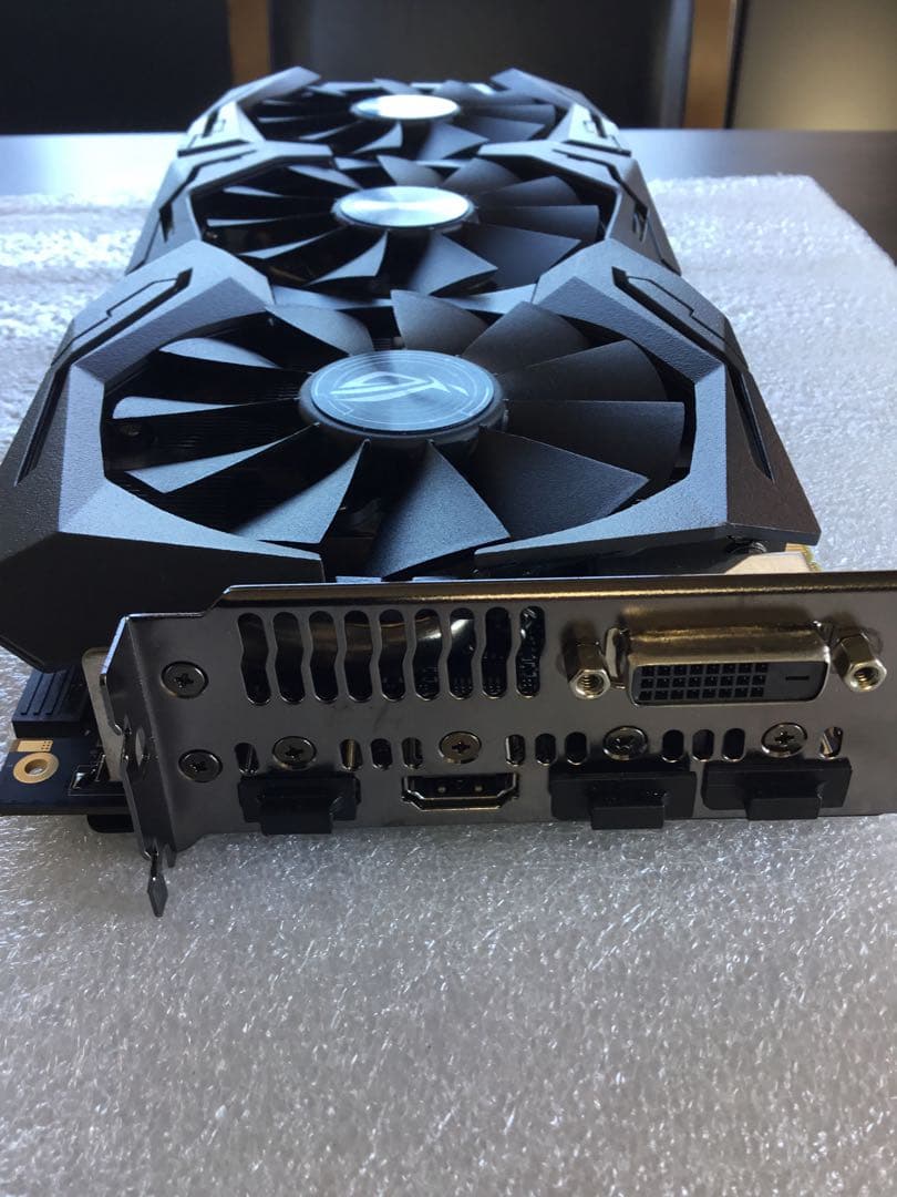 ASUS STRIX-GTX1070-8G-GAMING《ジャンク品》