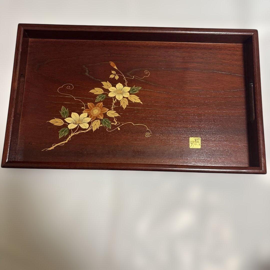 会津塗　木製盆 花の蒔絵　落款あり