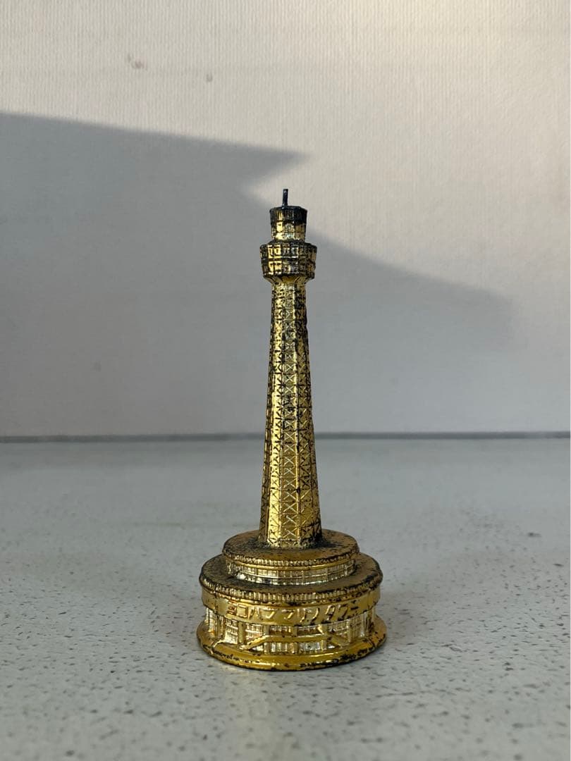 横浜マリンタワー　置物