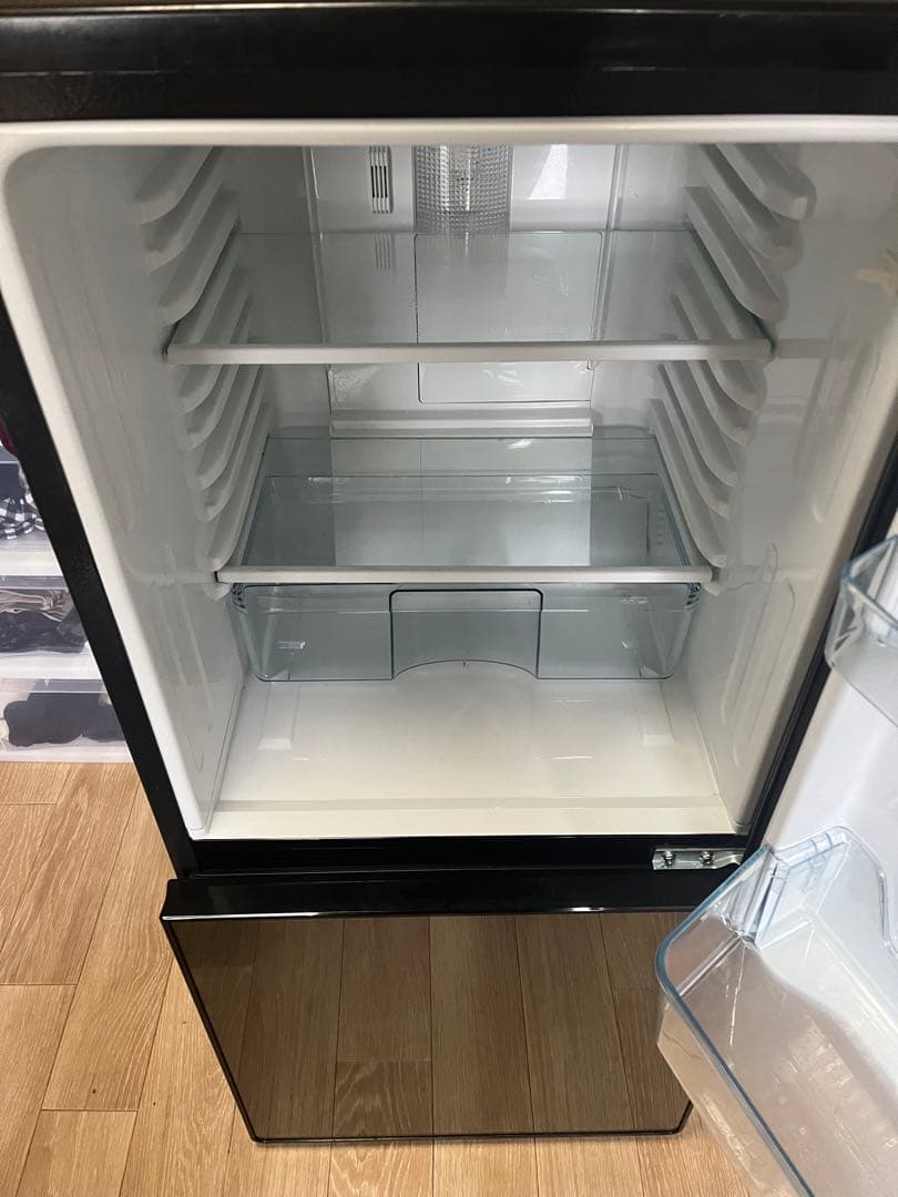 ブラック冷凍冷蔵庫　直立型 2段棚