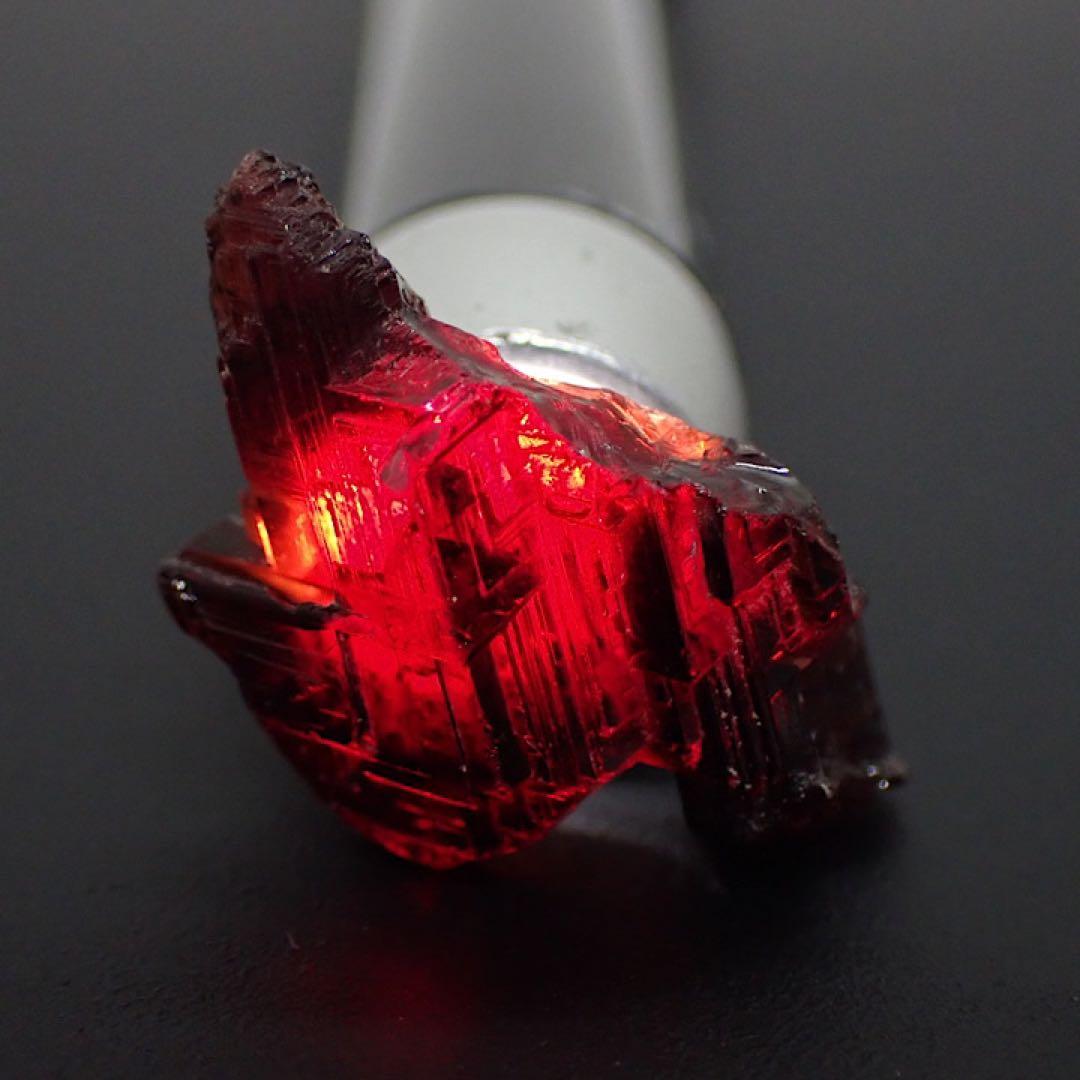 【ブラジル/ミナスジェライス/ナベガドラ産】スペサルティンガーネット