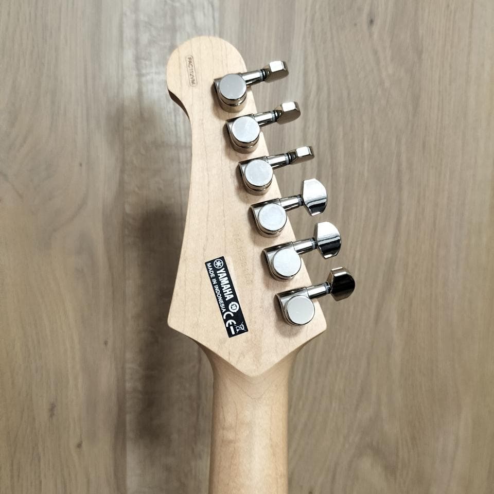 【まる】YAMAHA PACIFICA PAC112VM SOP