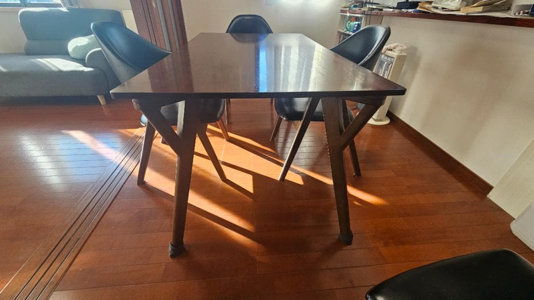 【関家具製】【岐阜引取】ダイニング5点セット4人掛けテーブルアームチェア