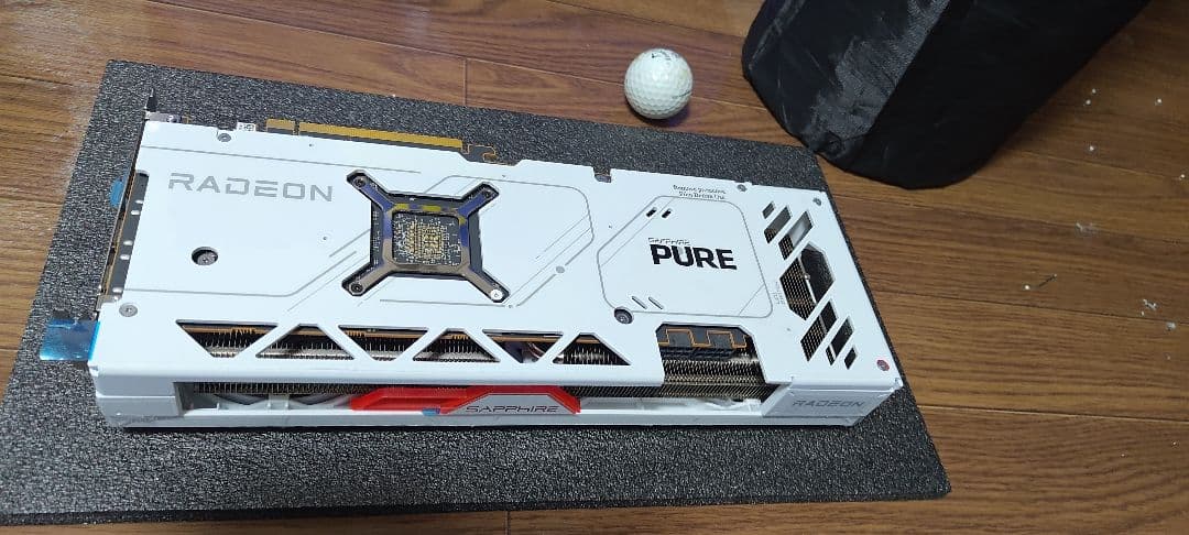 グラフィックボード・グラボ・ビデオカード Sapphire Radeon RX 7800 XT 16GB