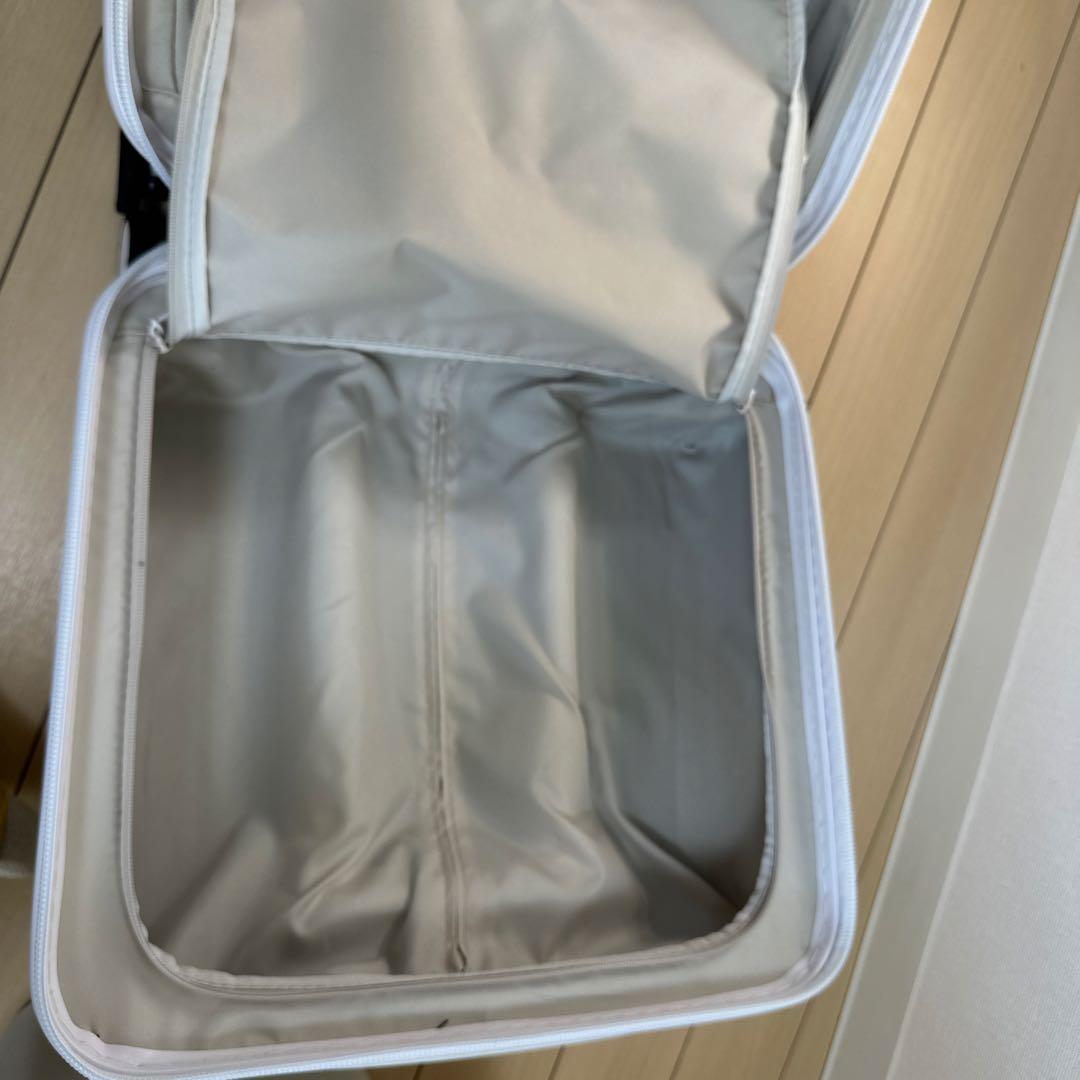 innovator INV20 キャリーケース33Lホワイト