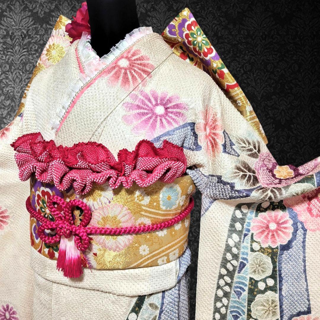 振袖フルセット(7点)・本絞り・総絞り・花模様・金彩加工・逸品