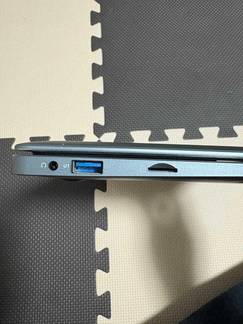 Jumper tech ノートパソコン