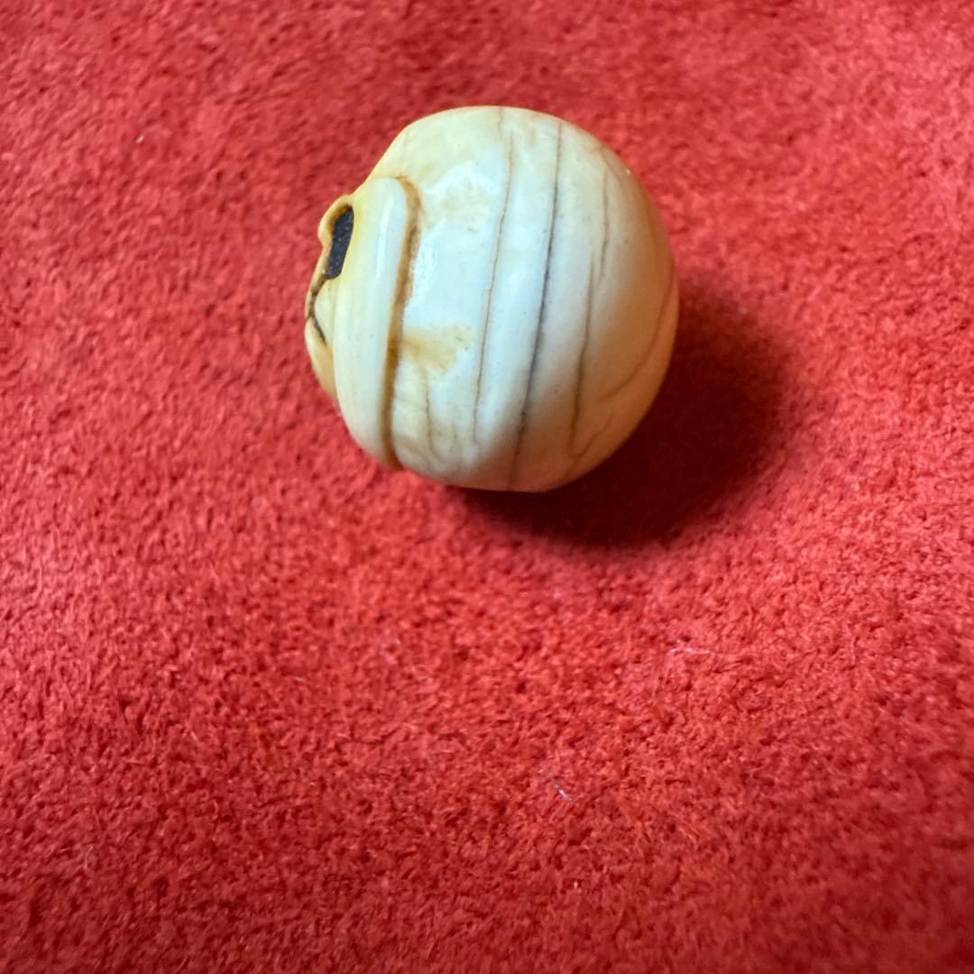 チベタンスカル　チティ・パティ　マンモス牙　ボーンビーズ　チベット　根付　髑髏